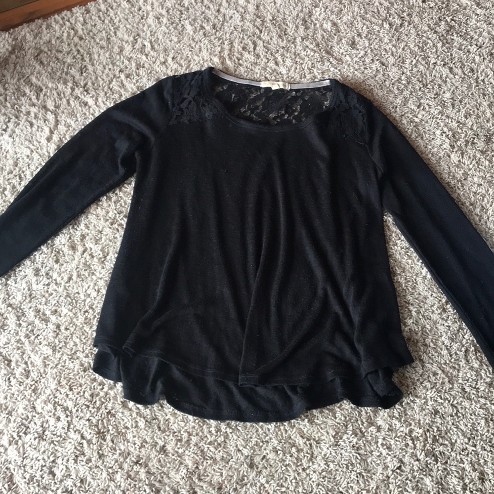 Long sleeve black shirt